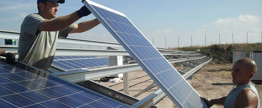 Монтажник по установці PV